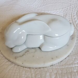 Andre By Sadek White Ceramic Rabbit Dish With Lid Decor